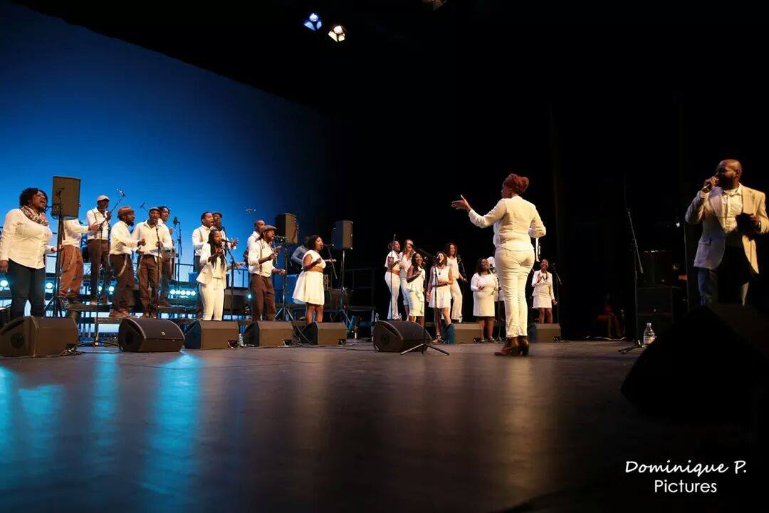 Animation chaleureuse avec une chorale gospel talenteuse